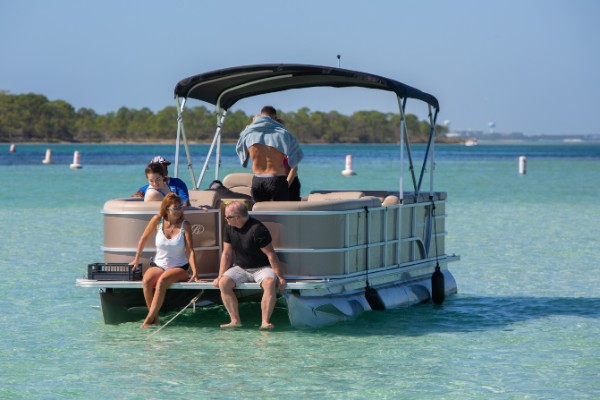 Pontoon Rentals in Fort Walton Beach | Crab Daddy’s Pontoons