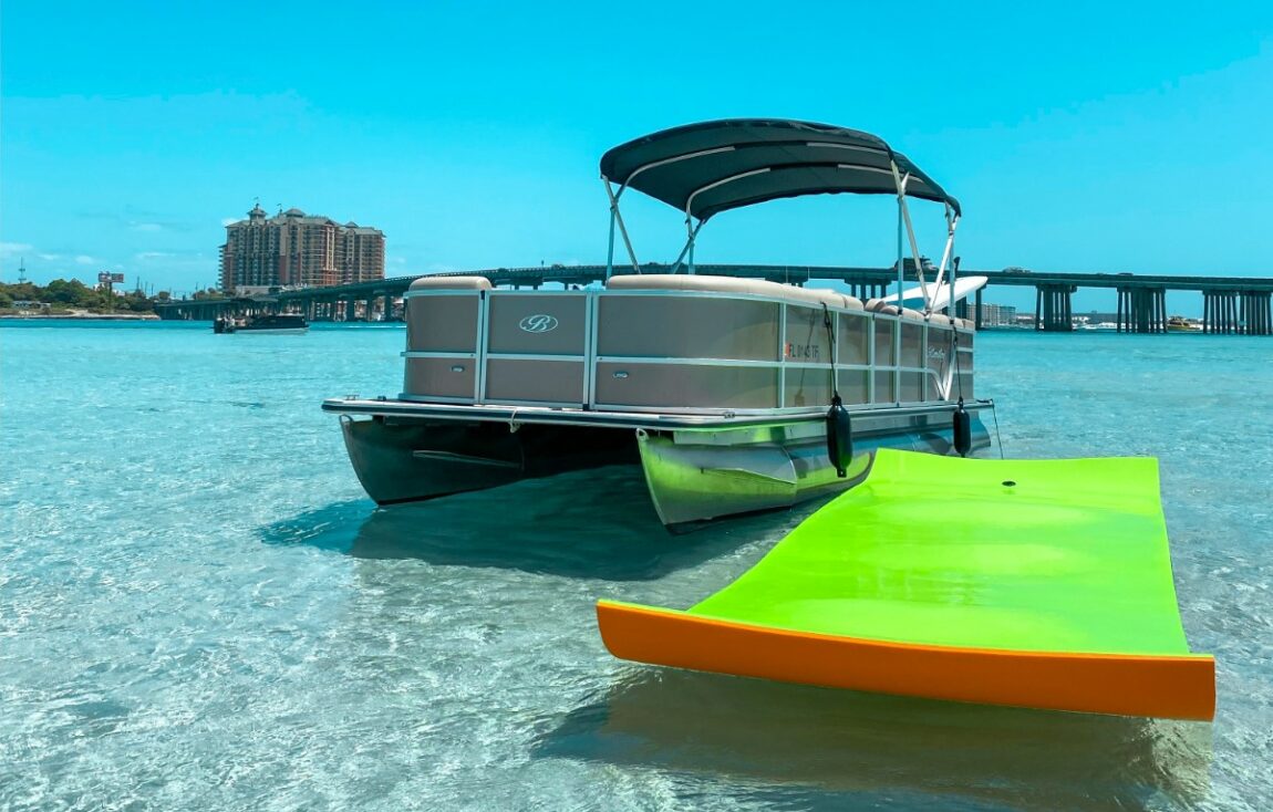 12-Person Pontoons in Fort Walton | Crab Daddy’s Pontoons